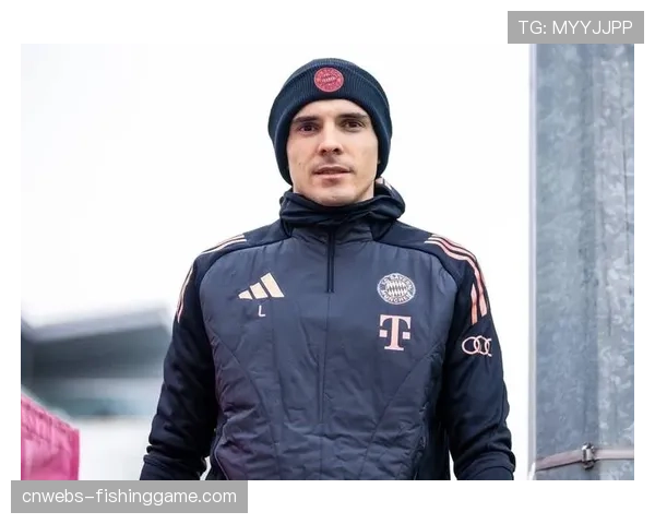 转会传闻：拜仁慕尼黑有意引进西汉姆联边锋库杜斯